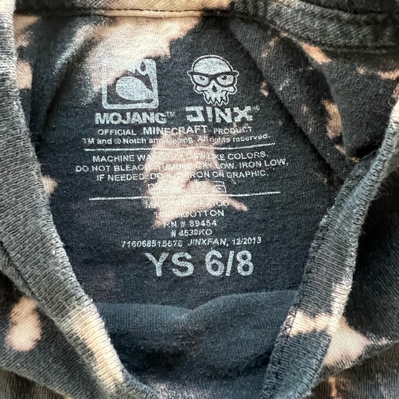 Kids Repurposed bleached tee Minecraft - Picture 3 of 3